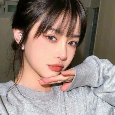毛衣女郎